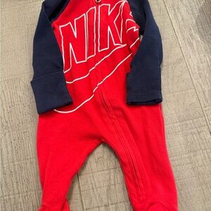 Nike sleep newborn